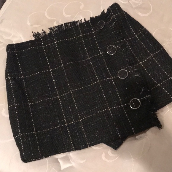 Fashion Nova Tweed Skirt - Picture 2 of 5
